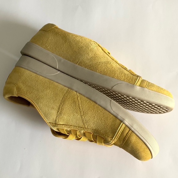 Vionic Women’s Yellow Jean Suede Slip-on Sneakers Size 9 - Picture 5 of 8